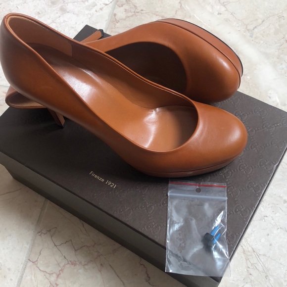 Gucci Womens platform pumps - Picture 8 of 8